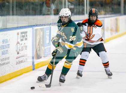Thumbnail 3 in Morris Knolls vs. Tenafly photogallery.