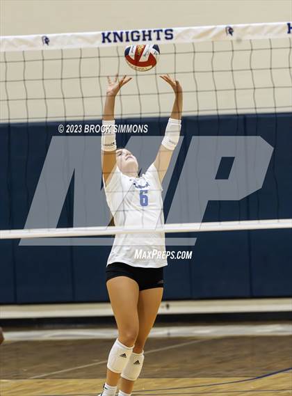 Thumbnail 2 in Lamar @ Episcopal photogallery.