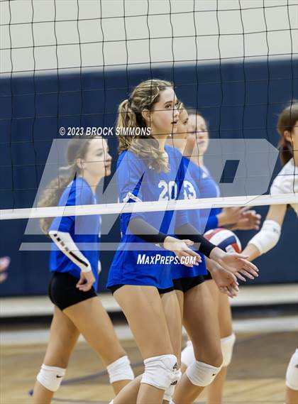 Thumbnail 1 in Lamar @ Episcopal photogallery.