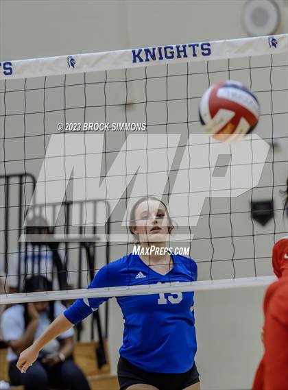 Thumbnail 1 in Lamar @ Episcopal photogallery.