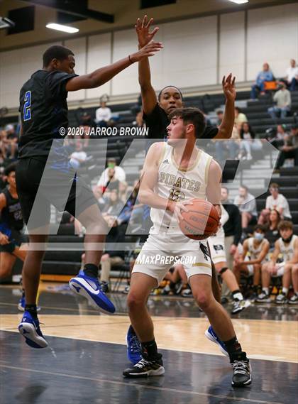 Thumbnail 1 in Hamshire-Fannett @ Vidor photogallery.