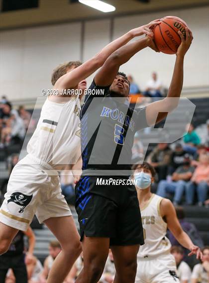 Thumbnail 1 in Hamshire-Fannett @ Vidor photogallery.