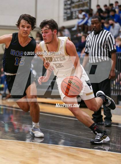 Thumbnail 1 in Hamshire-Fannett @ Vidor photogallery.