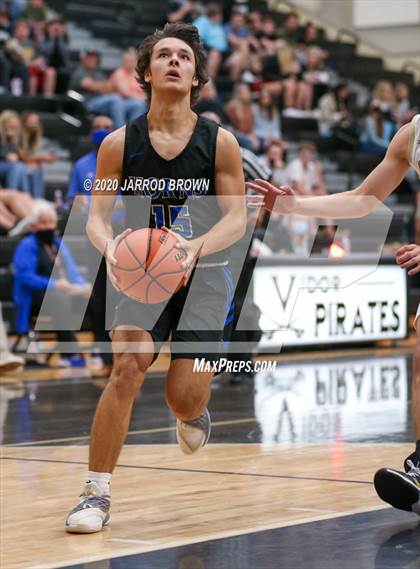 Thumbnail 3 in Hamshire-Fannett @ Vidor photogallery.