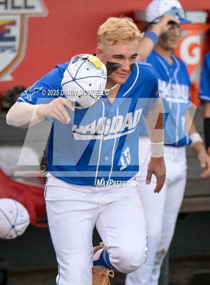 Thumbnail 1 in Valley Union vs Bagdad (AIA 1A Semifinal) photogallery.