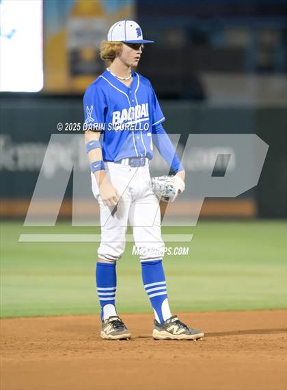 Thumbnail 2 in Valley Union vs Bagdad (AIA 1A Semifinal) photogallery.