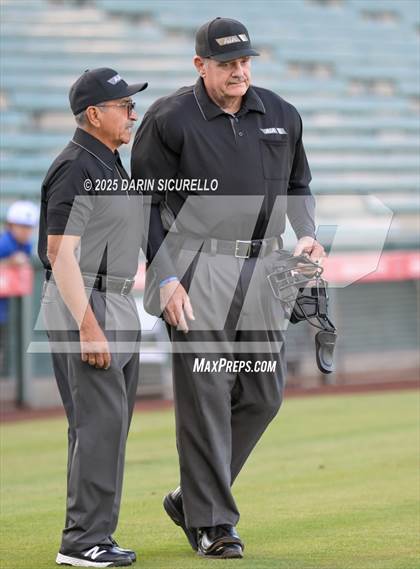 Thumbnail 1 in Valley Union vs Bagdad (AIA 1A Semifinal) photogallery.