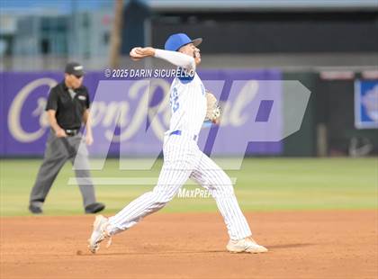 Thumbnail 3 in Valley Union vs Bagdad (AIA 1A Semifinal) photogallery.