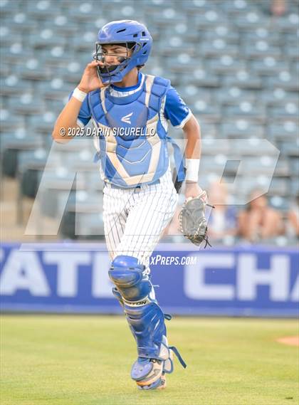 Thumbnail 2 in Valley Union vs Bagdad (AIA 1A Semifinal) photogallery.
