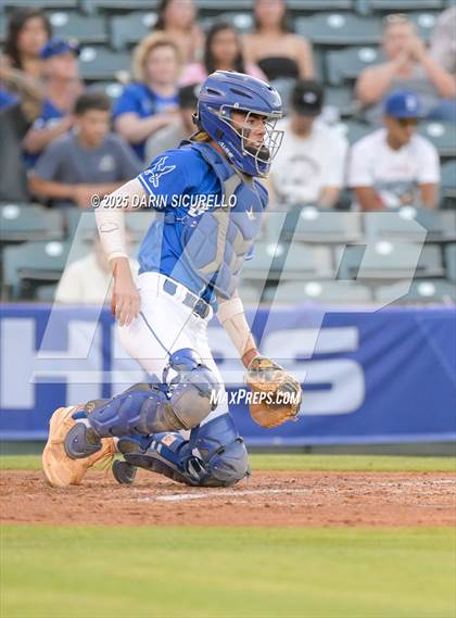 Thumbnail 2 in Valley Union vs Bagdad (AIA 1A Semifinal) photogallery.
