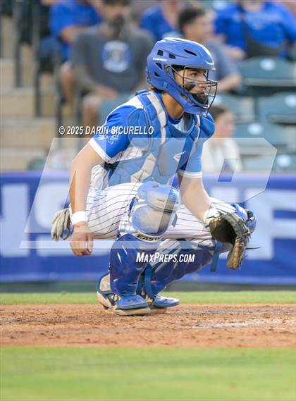 Thumbnail 3 in Valley Union vs Bagdad (AIA 1A Semifinal) photogallery.