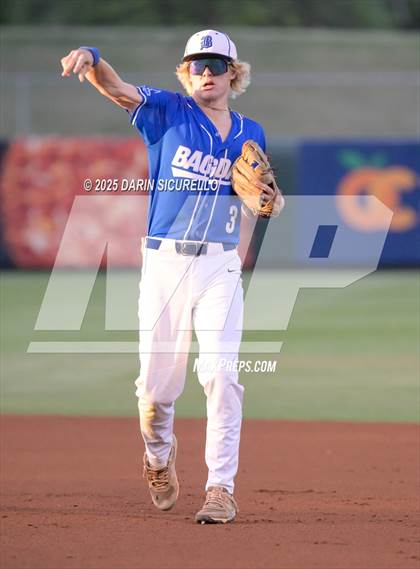 Thumbnail 1 in Valley Union vs Bagdad (AIA 1A Semifinal) photogallery.