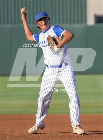 Thumbnail 1 in Valley Union vs Bagdad (AIA 1A Semifinal) photogallery.
