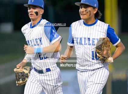 Thumbnail 3 in Valley Union vs Bagdad (AIA 1A Semifinal) photogallery.