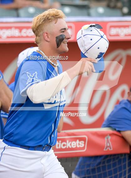 Thumbnail 2 in Valley Union vs Bagdad (AIA 1A Semifinal) photogallery.