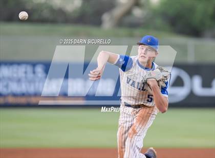 Thumbnail 2 in Valley Union vs Bagdad (AIA 1A Semifinal) photogallery.
