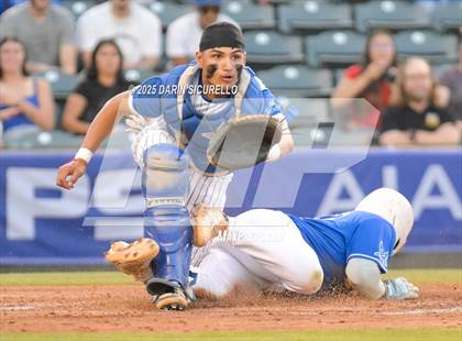 Thumbnail 3 in Valley Union vs Bagdad (AIA 1A Semifinal) photogallery.
