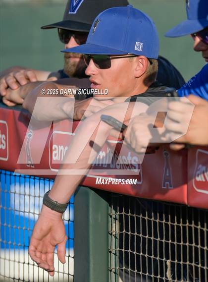 Thumbnail 2 in Valley Union vs Bagdad (AIA 1A Semifinal) photogallery.
