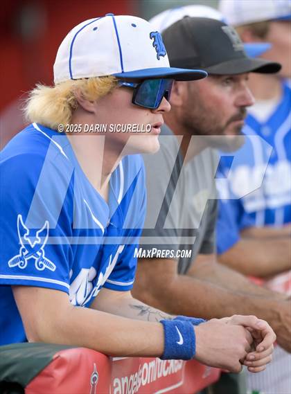 Thumbnail 3 in Valley Union vs Bagdad (AIA 1A Semifinal) photogallery.