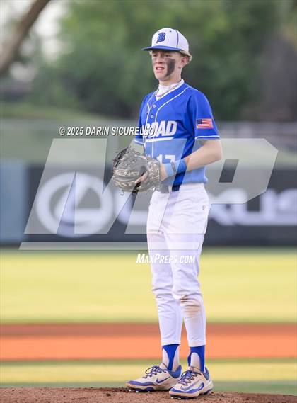 Thumbnail 3 in Valley Union vs Bagdad (AIA 1A Semifinal) photogallery.