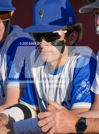 Thumbnail 3 in Valley Union vs Bagdad (AIA 1A Semifinal) photogallery.