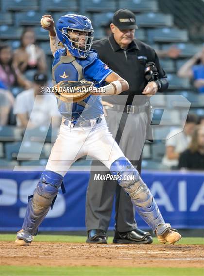 Thumbnail 1 in Valley Union vs Bagdad (AIA 1A Semifinal) photogallery.