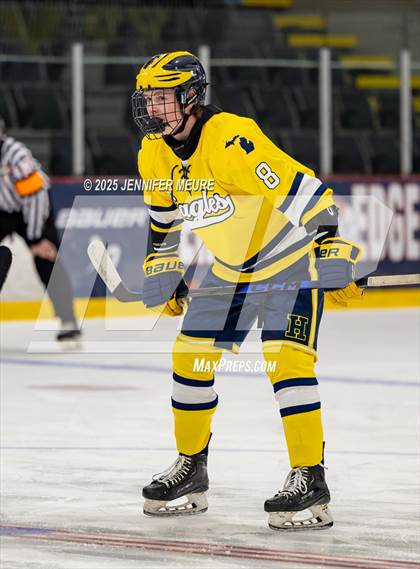 Thumbnail 1 in Hartland vs Clarkston (KV Thanksgiving Invite Championship) photogallery.