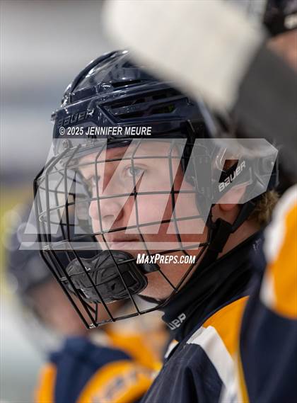 Thumbnail 2 in Hartland vs Clarkston (KV Thanksgiving Invite Championship) photogallery.