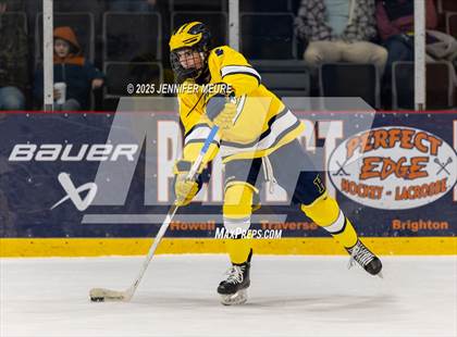 Thumbnail 2 in Hartland vs Clarkston (KV Thanksgiving Invite Championship) photogallery.