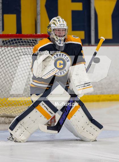 Thumbnail 2 in Hartland vs Clarkston (KV Thanksgiving Invite Championship) photogallery.