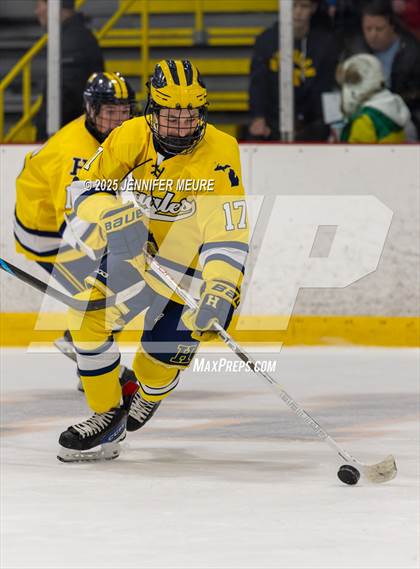 Thumbnail 3 in Hartland vs Clarkston (KV Thanksgiving Invite Championship) photogallery.