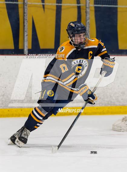 Thumbnail 3 in Hartland vs Clarkston (KV Thanksgiving Invite Championship) photogallery.