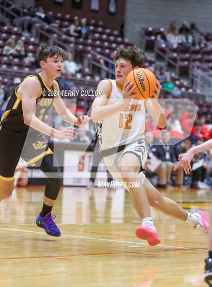 Thumbnail 3 in Union vs. Ogden (UHSAA 3A Quarterfinal) photogallery.