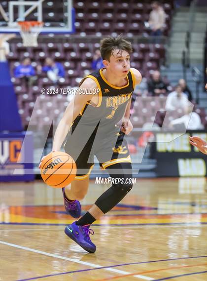 Thumbnail 2 in Union vs. Ogden (UHSAA 3A Quarterfinal) photogallery.