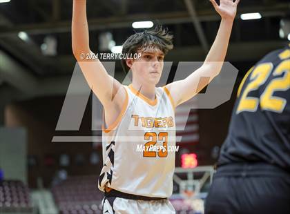 Thumbnail 3 in Union vs. Ogden (UHSAA 3A Quarterfinal) photogallery.