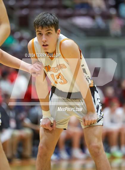 Thumbnail 1 in Union vs. Ogden (UHSAA 3A Quarterfinal) photogallery.