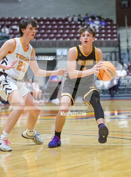 Thumbnail 1 in Union vs. Ogden (UHSAA 3A Quarterfinal) photogallery.