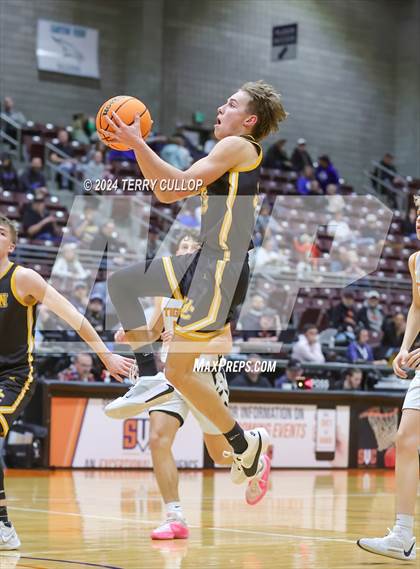 Thumbnail 2 in Union vs. Ogden (UHSAA 3A Quarterfinal) photogallery.