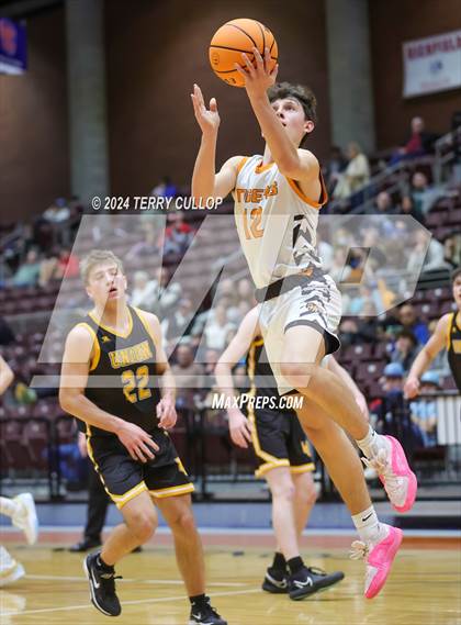 Thumbnail 3 in Union vs. Ogden (UHSAA 3A Quarterfinal) photogallery.