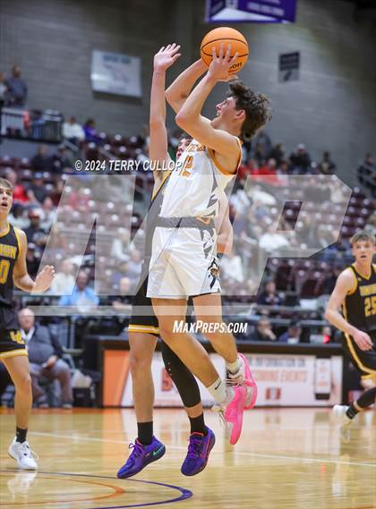 Thumbnail 3 in Union vs. Ogden (UHSAA 3A Quarterfinal) photogallery.