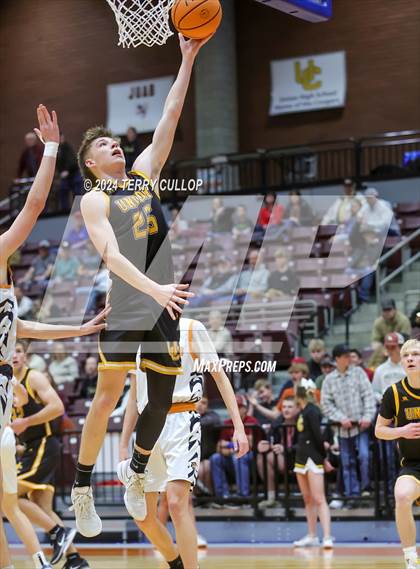 Thumbnail 3 in Union vs. Ogden (UHSAA 3A Quarterfinal) photogallery.