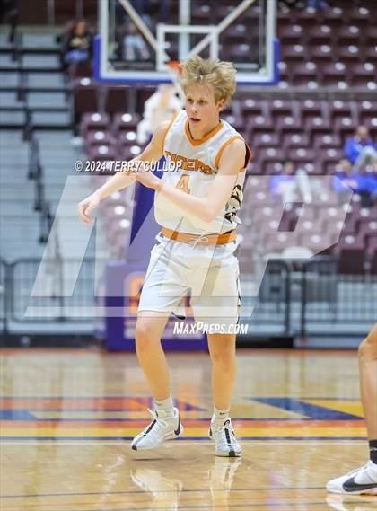 Thumbnail 1 in Union vs. Ogden (UHSAA 3A Quarterfinal) photogallery.