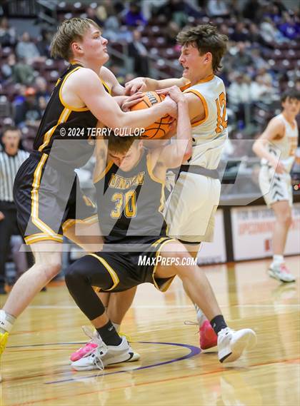 Thumbnail 3 in Union vs. Ogden (UHSAA 3A Quarterfinal) photogallery.