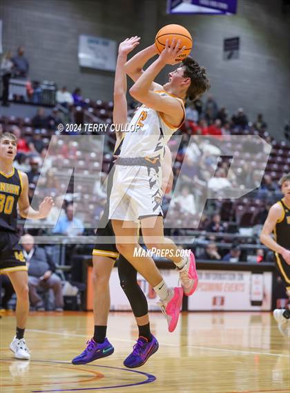 Thumbnail 1 in Union vs. Ogden (UHSAA 3A Quarterfinal) photogallery.