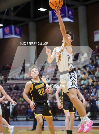 Thumbnail 1 in Union vs. Ogden (UHSAA 3A Quarterfinal) photogallery.