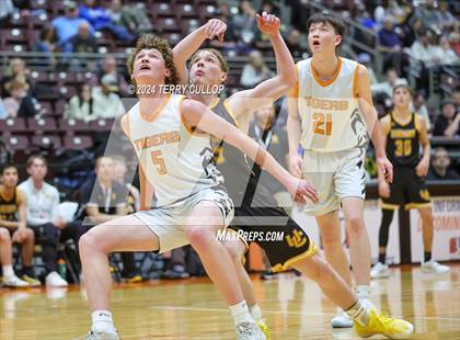 Thumbnail 1 in Union vs. Ogden (UHSAA 3A Quarterfinal) photogallery.