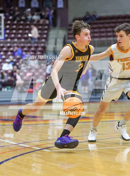Thumbnail 1 in Union vs. Ogden (UHSAA 3A Quarterfinal) photogallery.