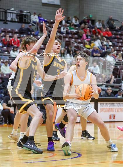 Thumbnail 1 in Union vs. Ogden (UHSAA 3A Quarterfinal) photogallery.
