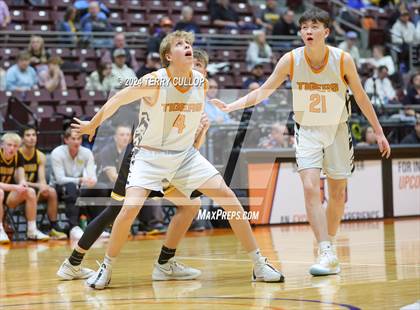 Thumbnail 2 in Union vs. Ogden (UHSAA 3A Quarterfinal) photogallery.