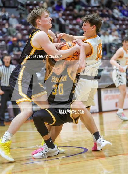 Thumbnail 1 in Union vs. Ogden (UHSAA 3A Quarterfinal) photogallery.